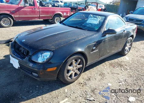 1998 Mercedes-Benz Slk 230 из США, поврежденный, VIN WDBKK47F1WF010349